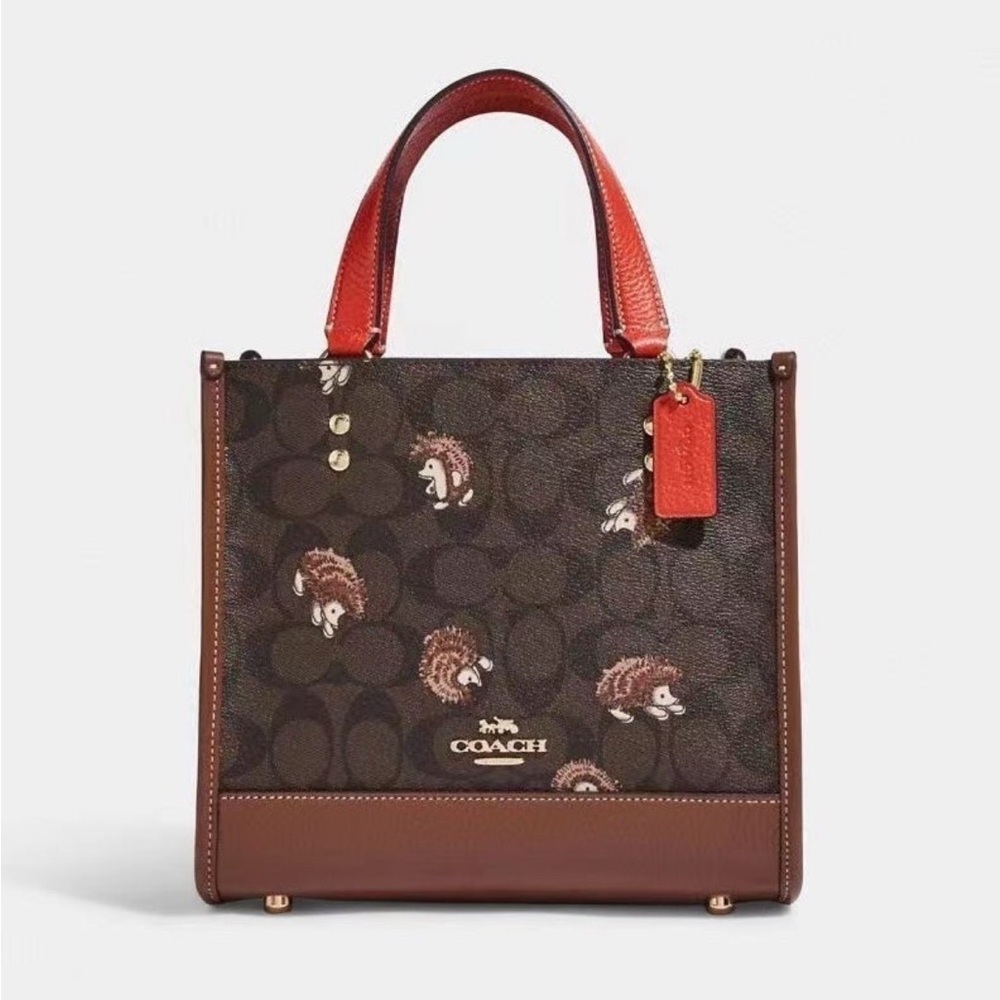 NWT Coach Dempsey Tote 22 In Signature Canvas With Hedgehog Print CC769